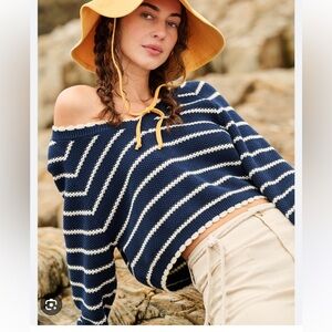 Altar'd State Mila Stripe Sweater in Navy & White Size M